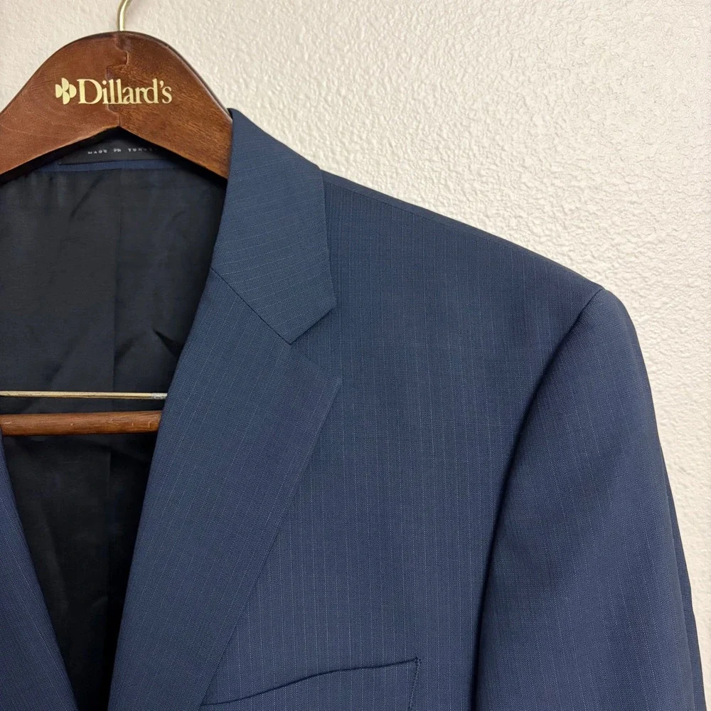 Hugo Boss Suit Jacket 40R Blue Pinstripe Virgin Wool Two Button Blazer